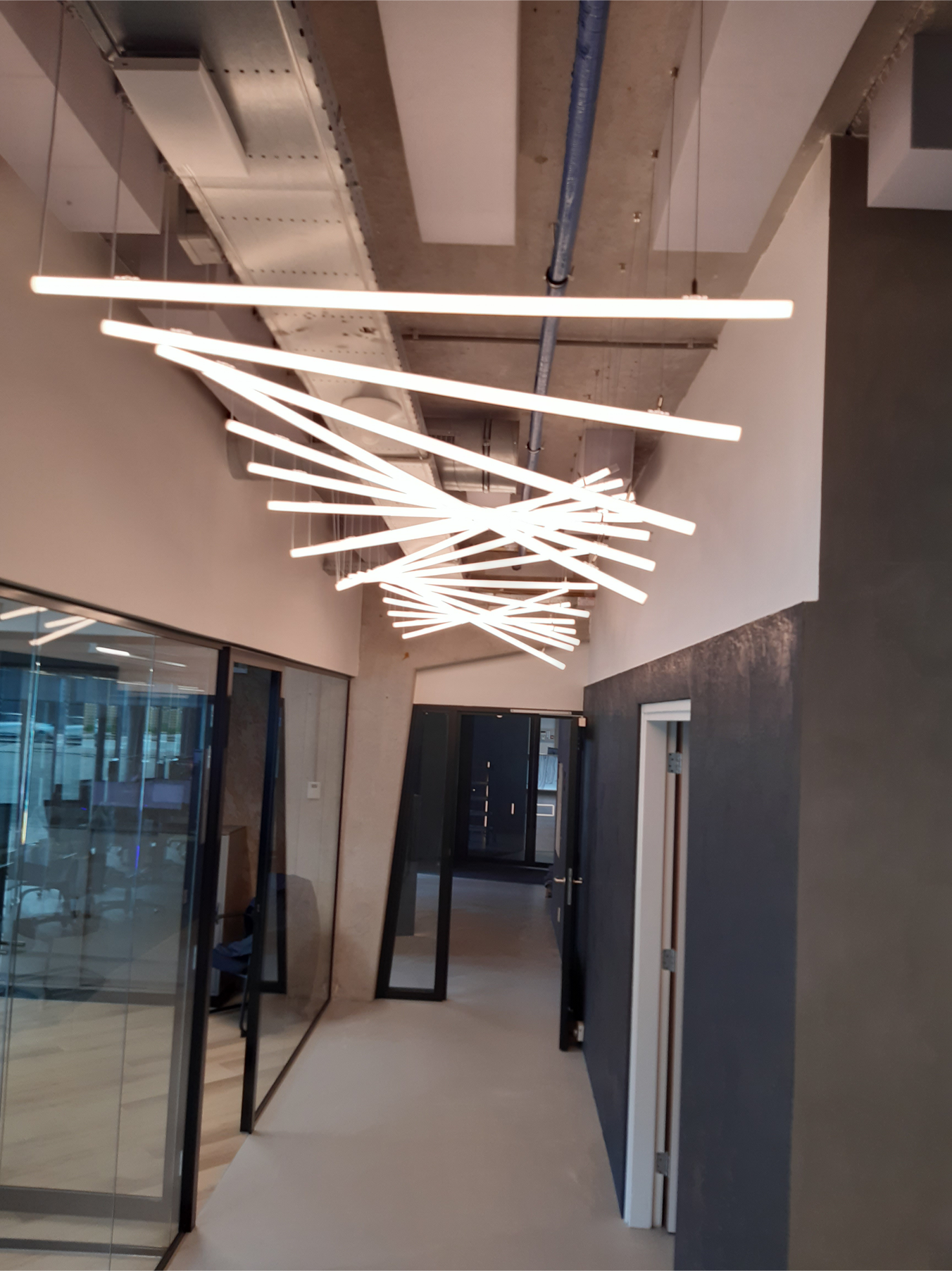 360° Suspended Lighting